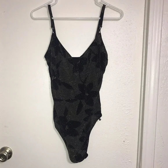 Sunflair by Jutta Friedman one piece suite. - Picture 7 of 9